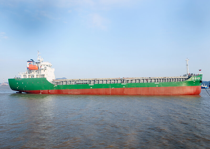 弘泰616/7300DWT散货船