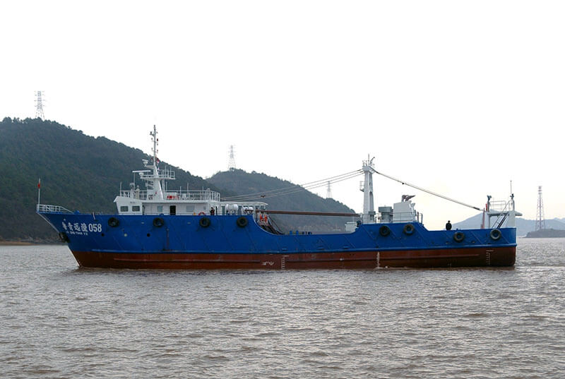 鲁青远渔058/远洋拖网渔船